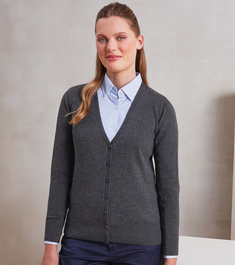Women's button-through knitted cardigan Thumbnail
