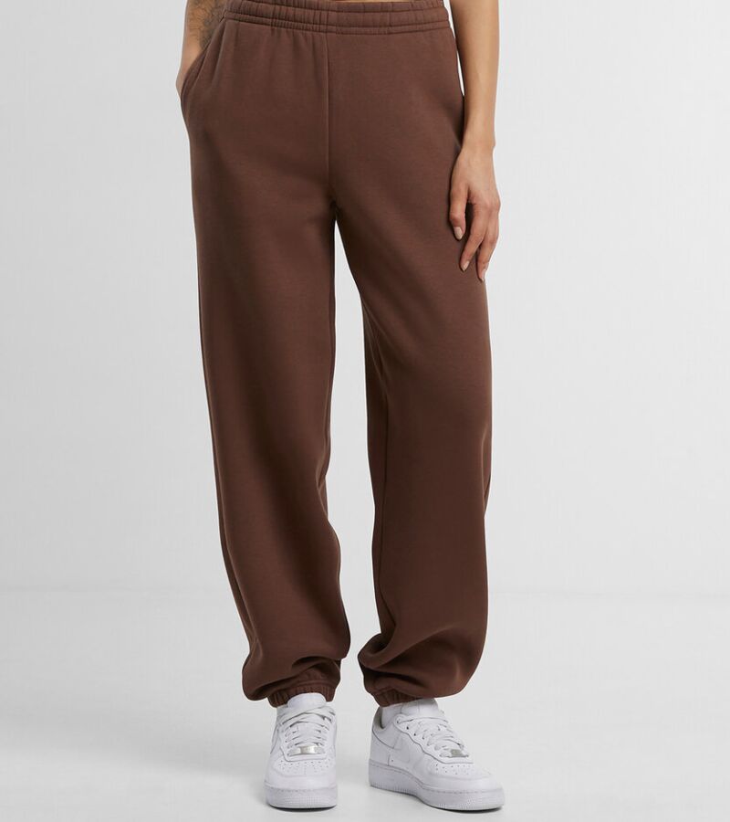 Women’s fluffy sweatpants Thumbnail