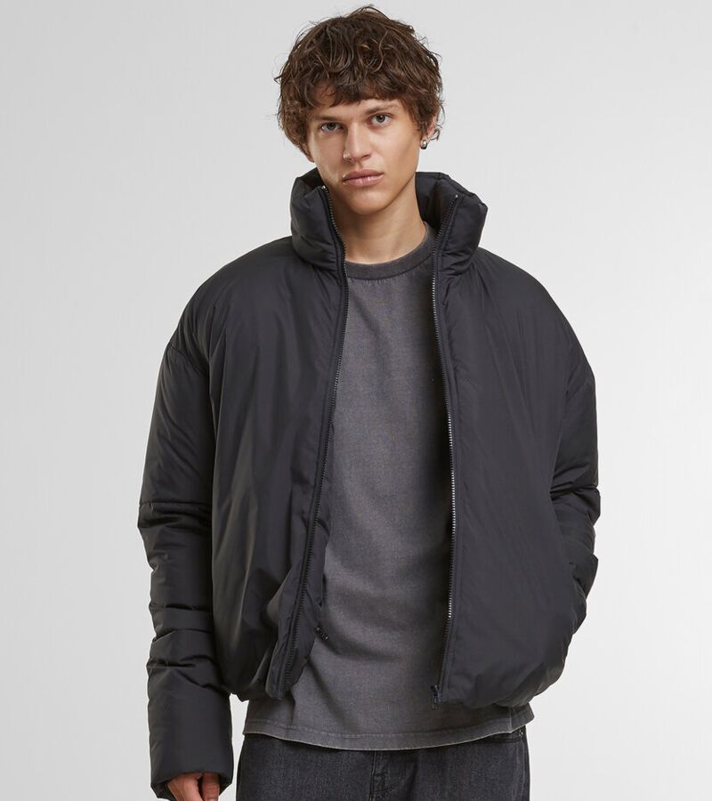 Oversized puffer jacket Thumbnail
