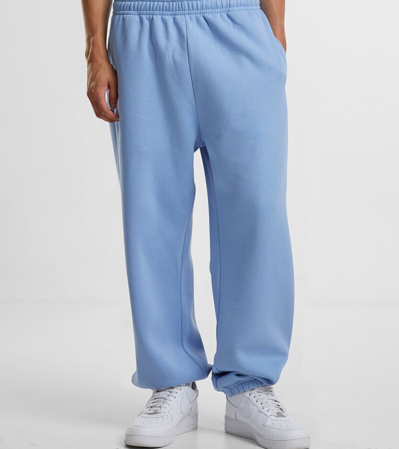 Fluffy sweatpants Thumbnail