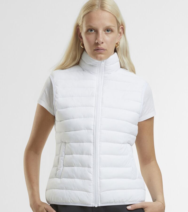Women’s light puffer vest Thumbnail