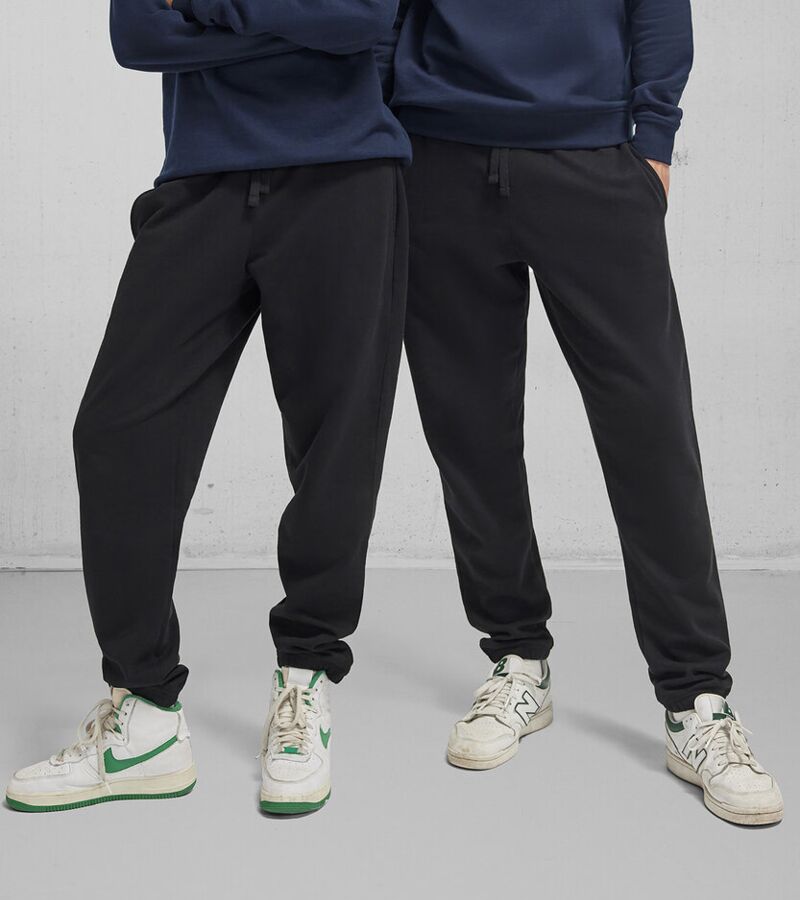 B&C ID.000 sweatpants Thumbnail